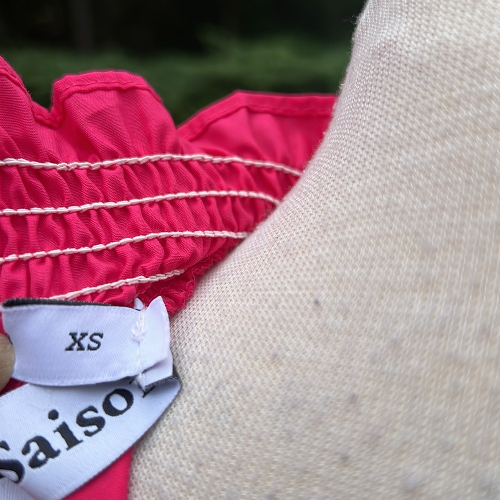 En Saison XS hot pink  emphasized  sleeves smocking dress. - Picture 6 of 9